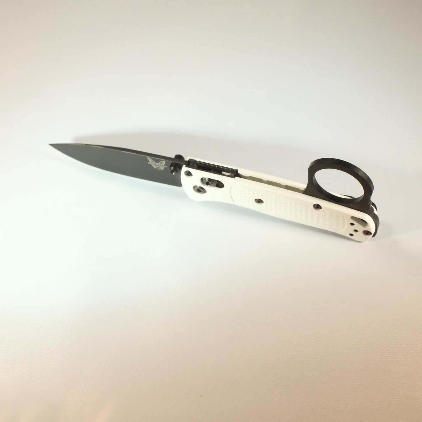 Benchmade Knives BACKSPACERS: LightsOut SIGNET 535 Mini Bugout