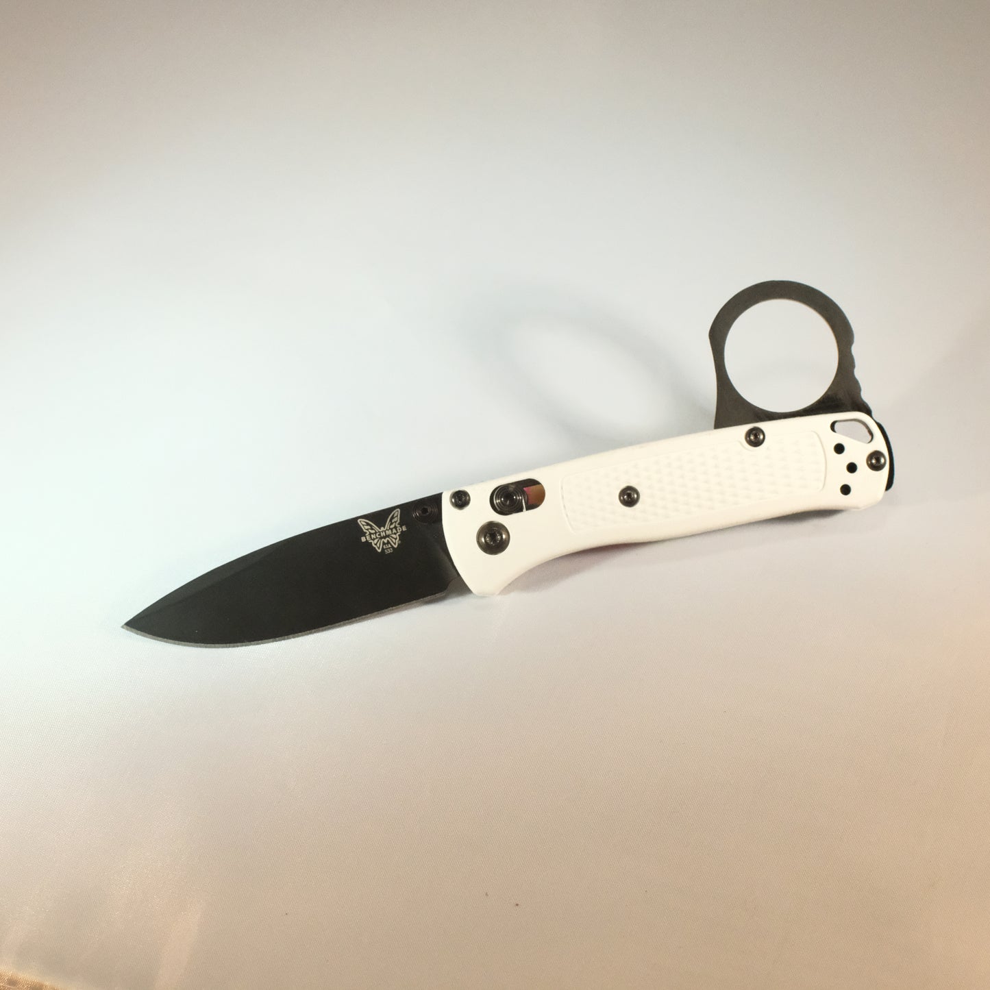 Benchmade Knives BACKSPACERS: LightsOut SIGNET 535 Mini Bugout