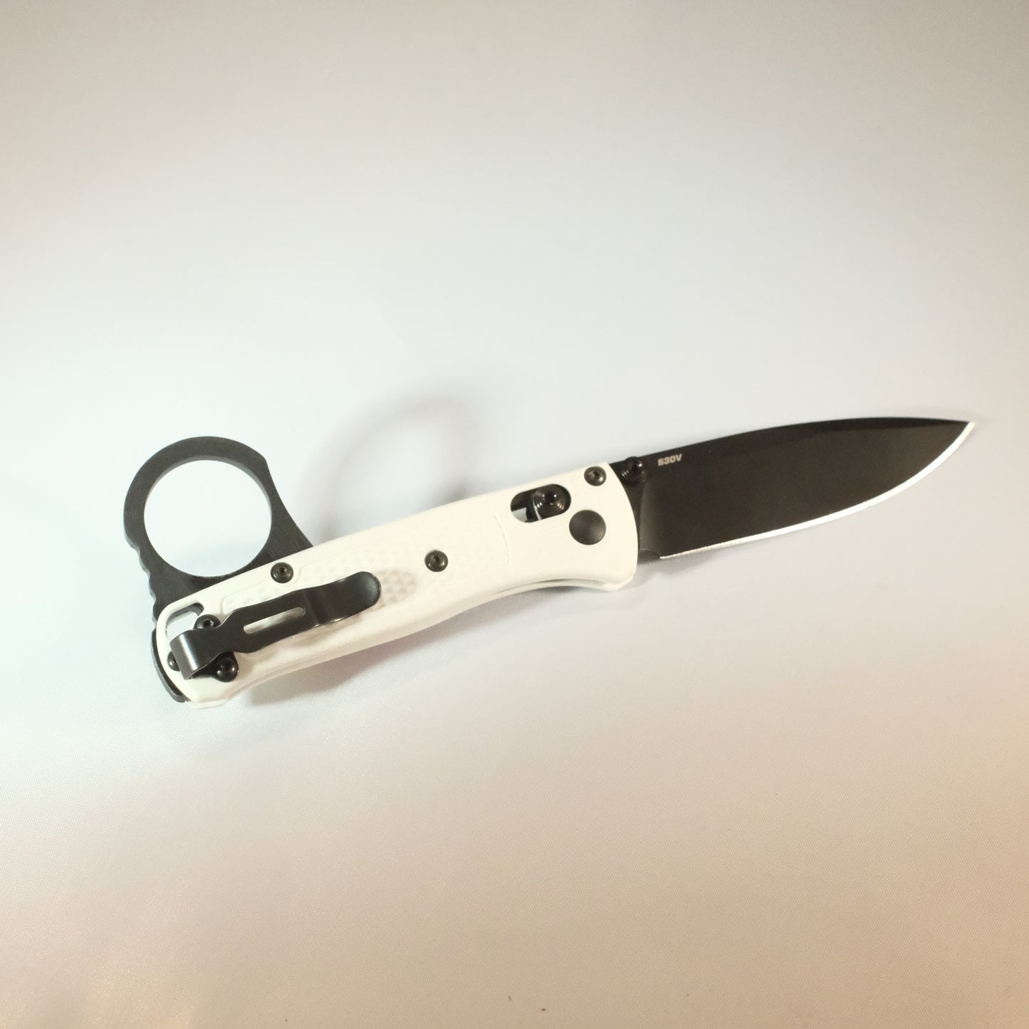 Benchmade Knives BACKSPACERS: LightsOut SIGNET 535 Mini Bugout