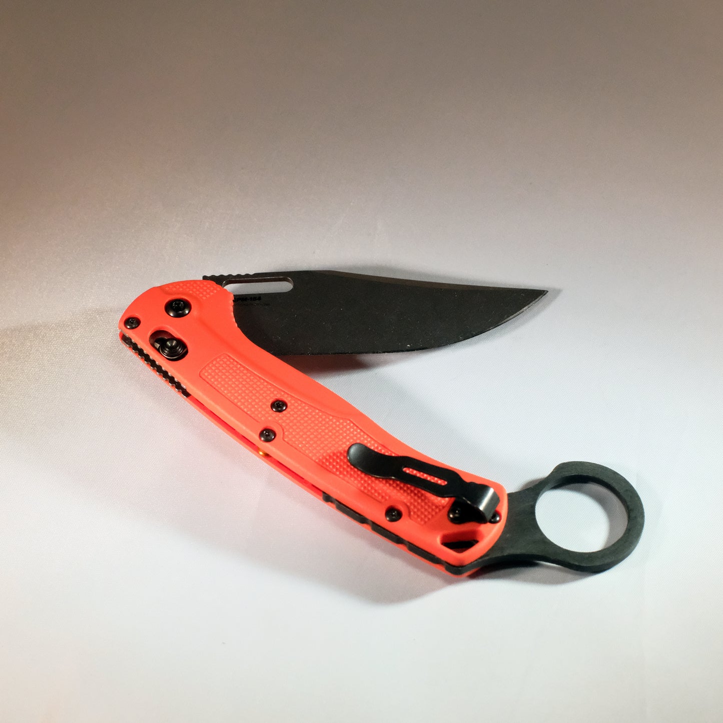 Benchmade Knives BACKSPACERS: KnockOut KARAMBIT 15535 Taggedout