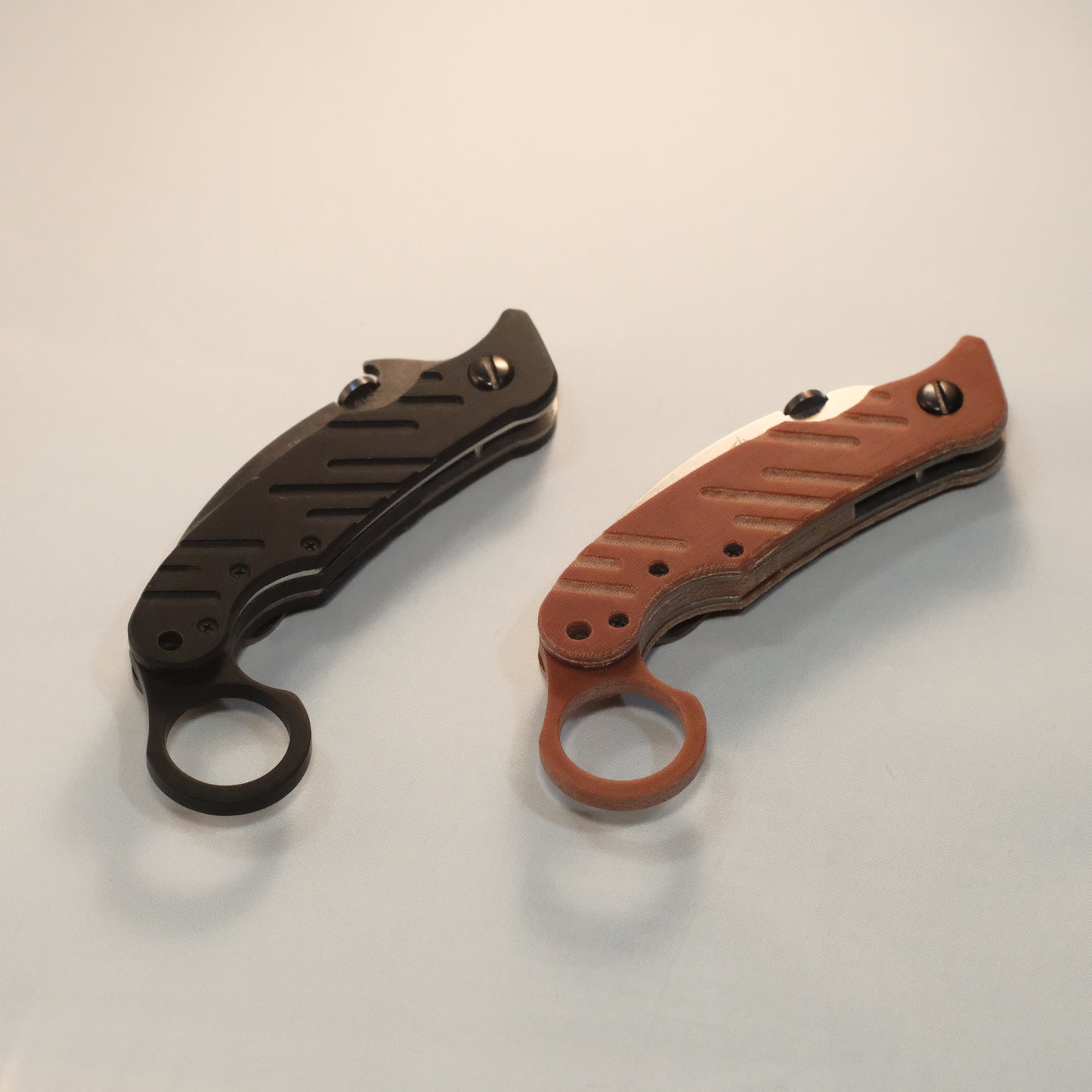 Emerson Knives ELVIA: Karambit Backspacer